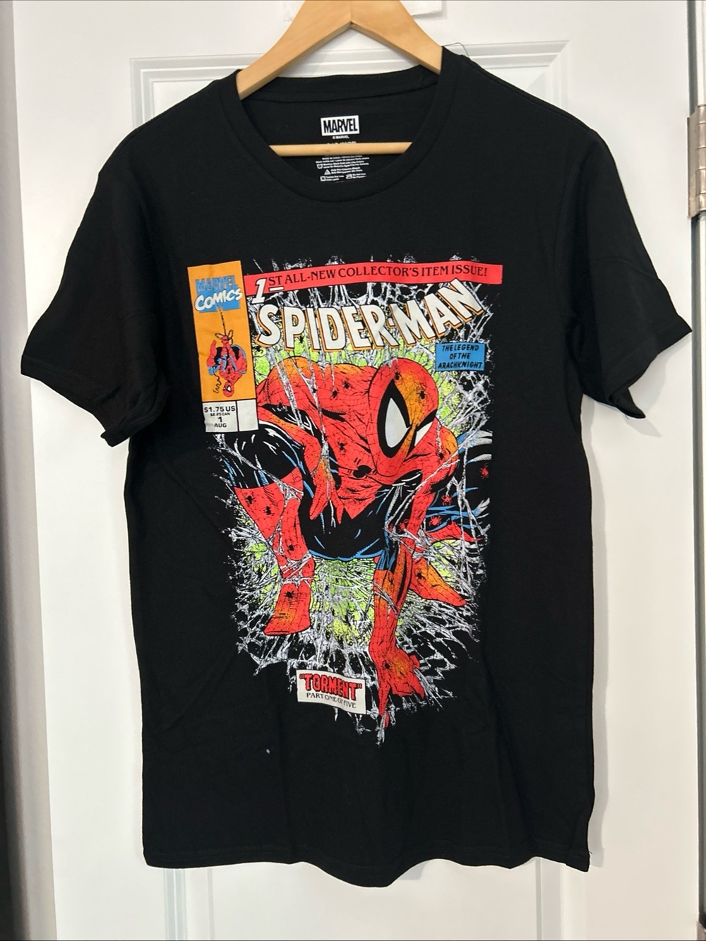 Spider-Man Men's  Spidey Crawl Graphic Tee, Small- NWT